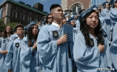 能换取几多；这种“身份焦炙”